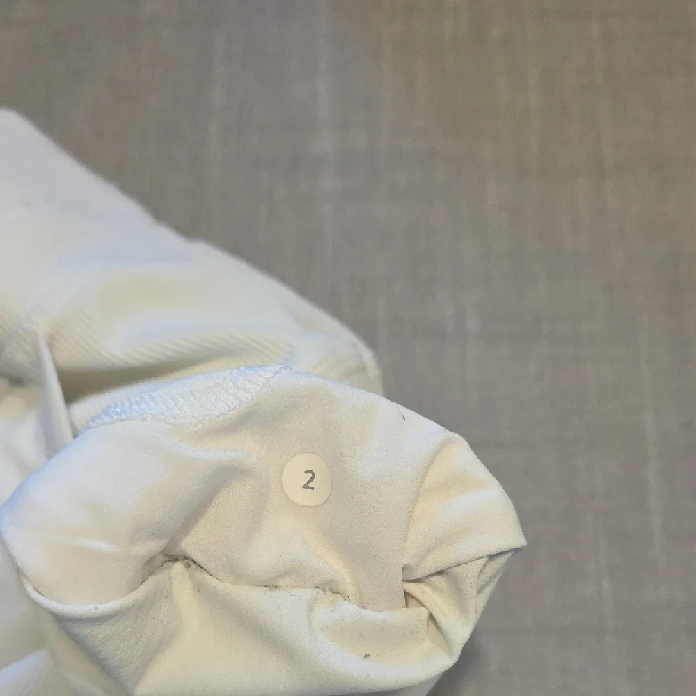 lululemon athletica Studio Legging Crop - Picture 2 of 2
